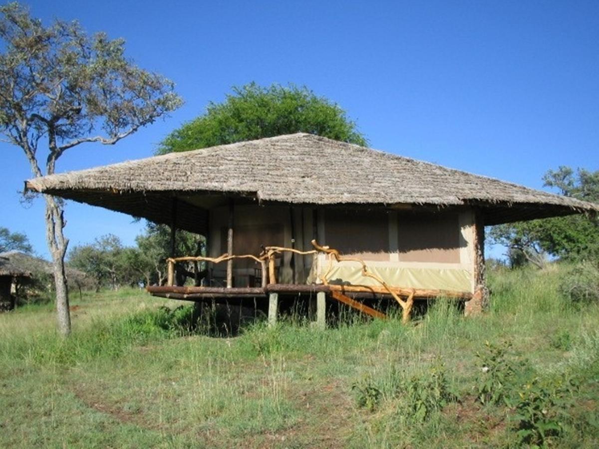 Mbalageti Serengeti Room photo